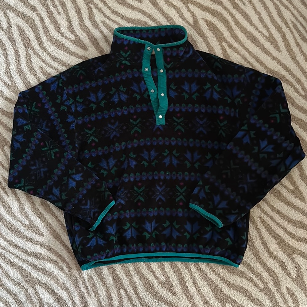 LL bean. Pullover